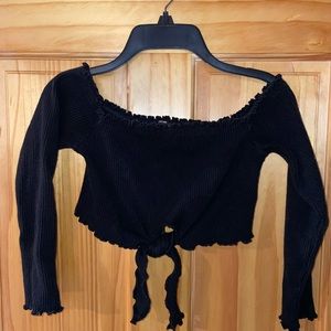 Black off the shoulder 3 quarter sleeve crop top